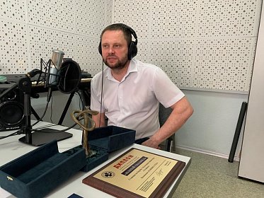 Отличный повод для интервью на радио Южный Урал.